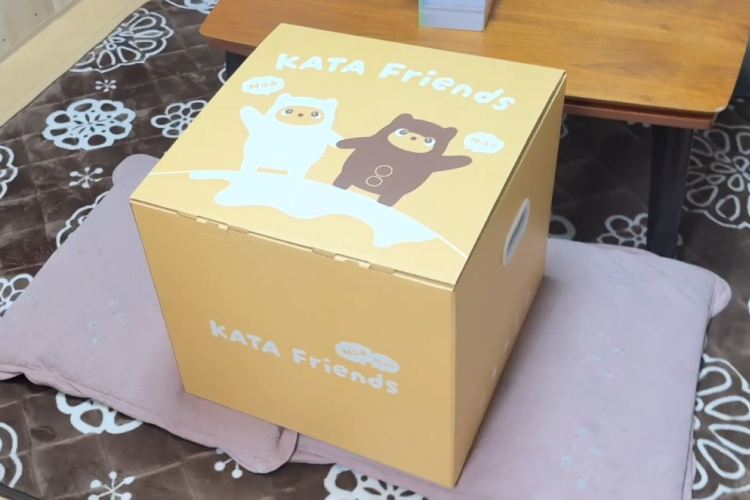 KATAフレンズの内箱